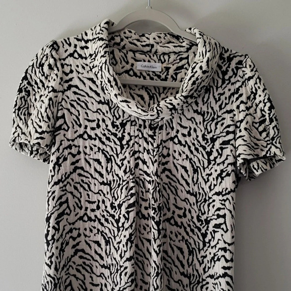 Calvin Klein Dress 8 Black Cream Abstract Animal Print Zebra Office Career Work - Picture 2 of 11